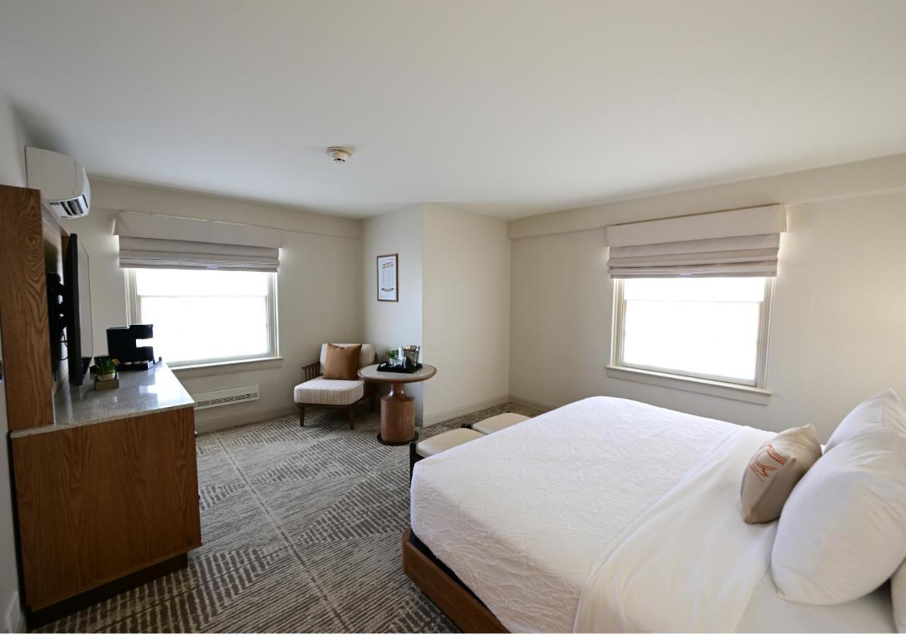 Spring Mill Hotel 3*